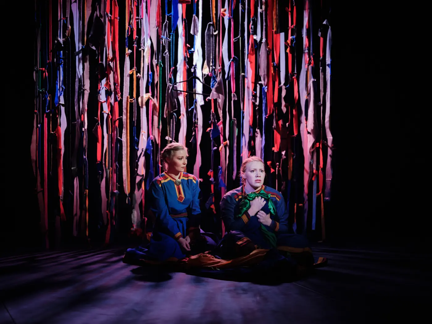 Turnépremiere av 7% samisk på Samovarteateret