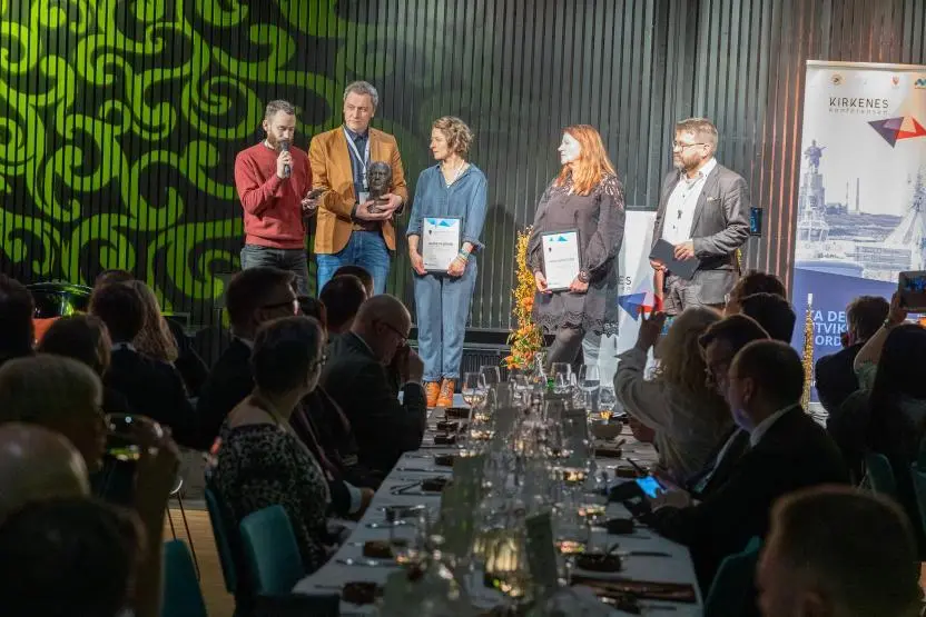 Samovarteateret og Pikene på Broen årets vinnere av Thorvald Stoltenberg prisen 2023