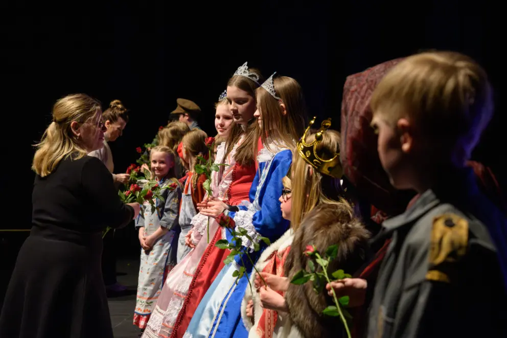 Askeladden og de tre prinsesser i berget det blå