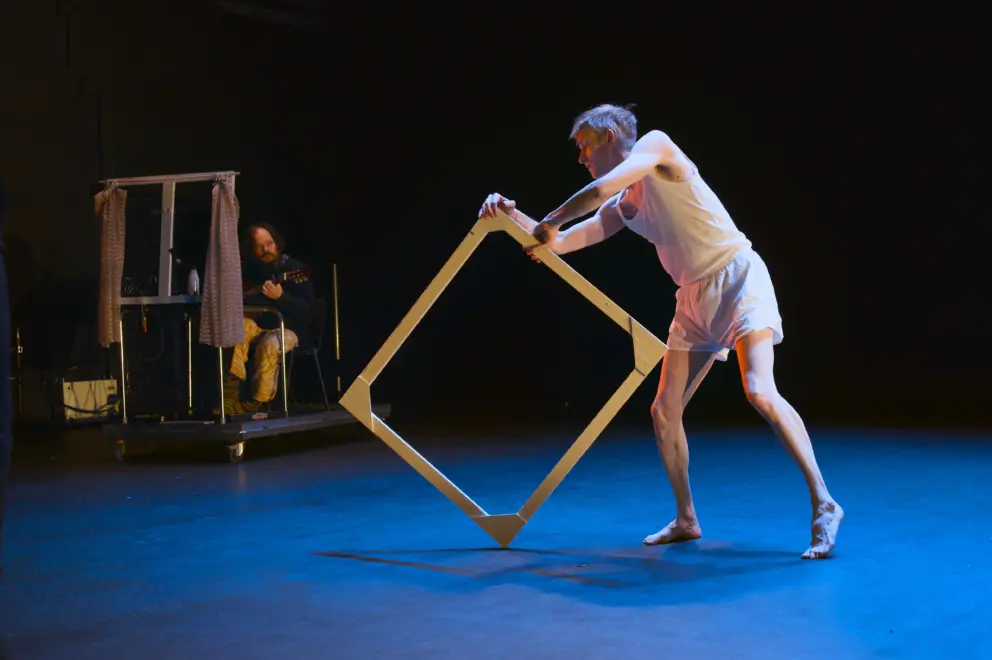 Urpremie på tverrkunstnerisk performance