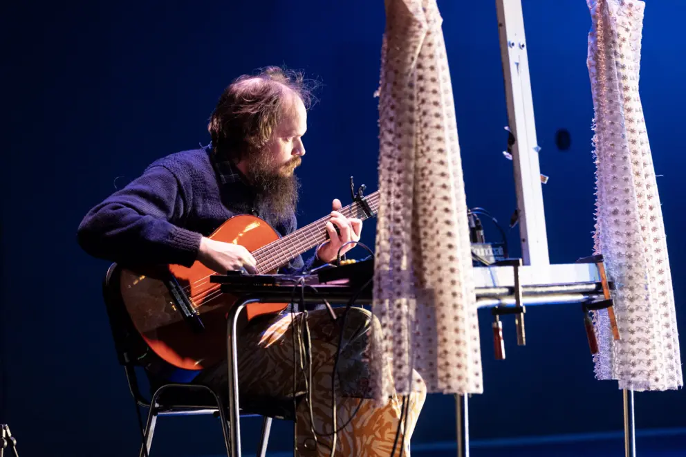 Urpremie på tverrkunstnerisk performance