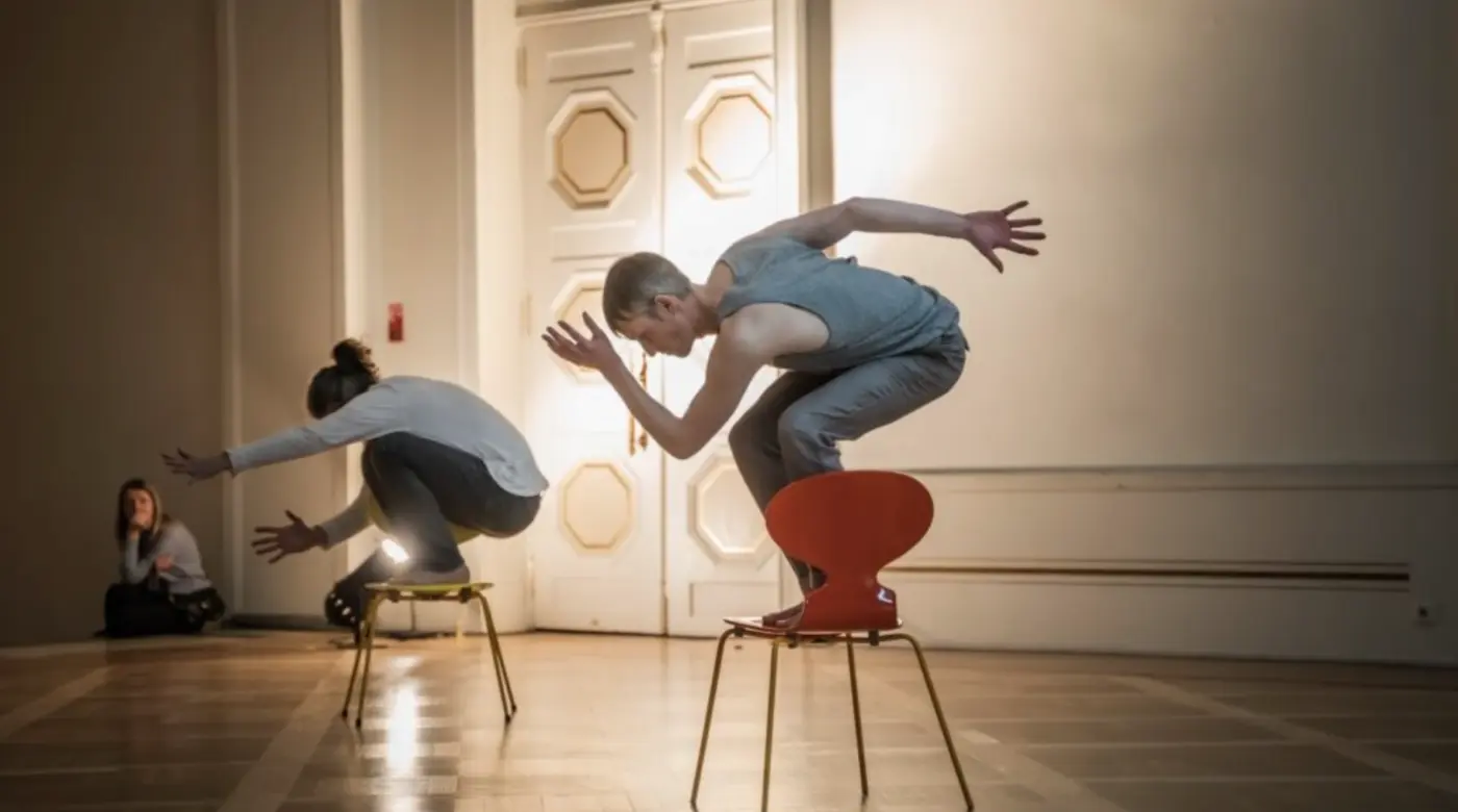 Nikolay Shchetnev fra Samovarteateret medvirkende i stykket RAZDEDAUCH